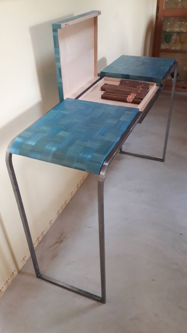 Console en marqueterie de paille ,cave a cigares