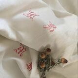 Damask tablecloth with double monogram M B.