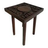 Tabouret en bois sculpté cerises