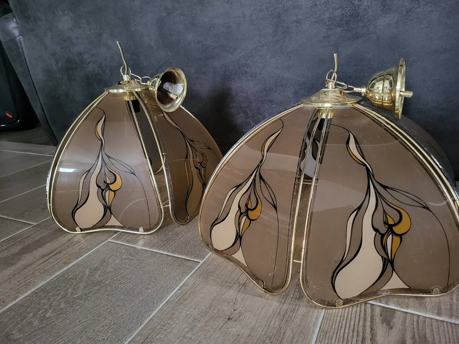 2 art deco pendant lights