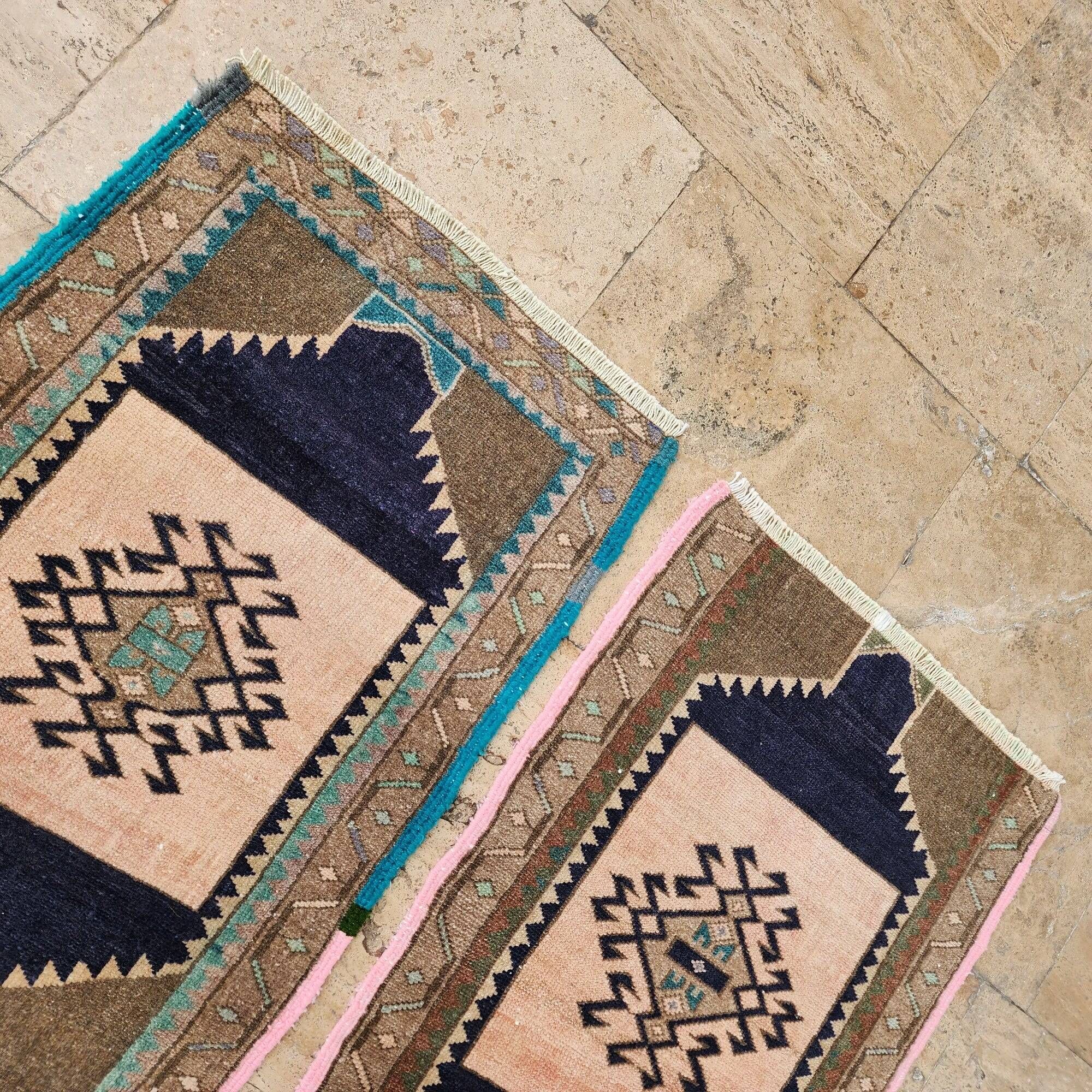 Set of 2 vintage handmade Turkish rugs 51x82 cm