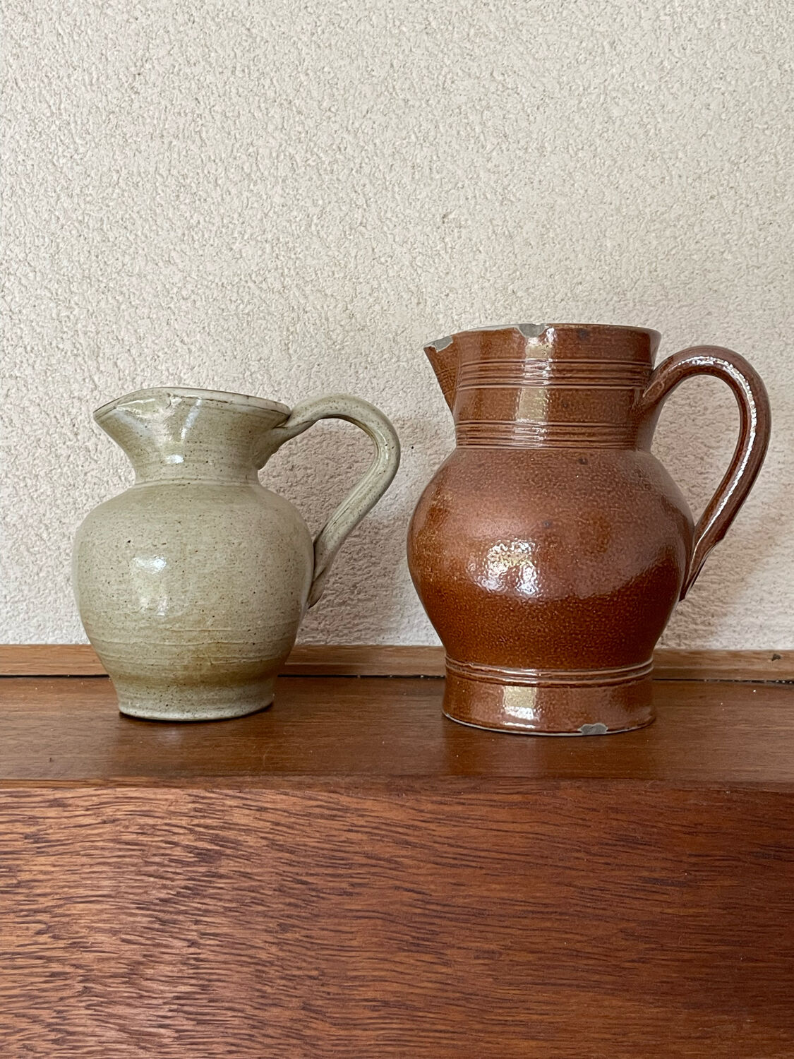 Lot pitchers in real sandstone