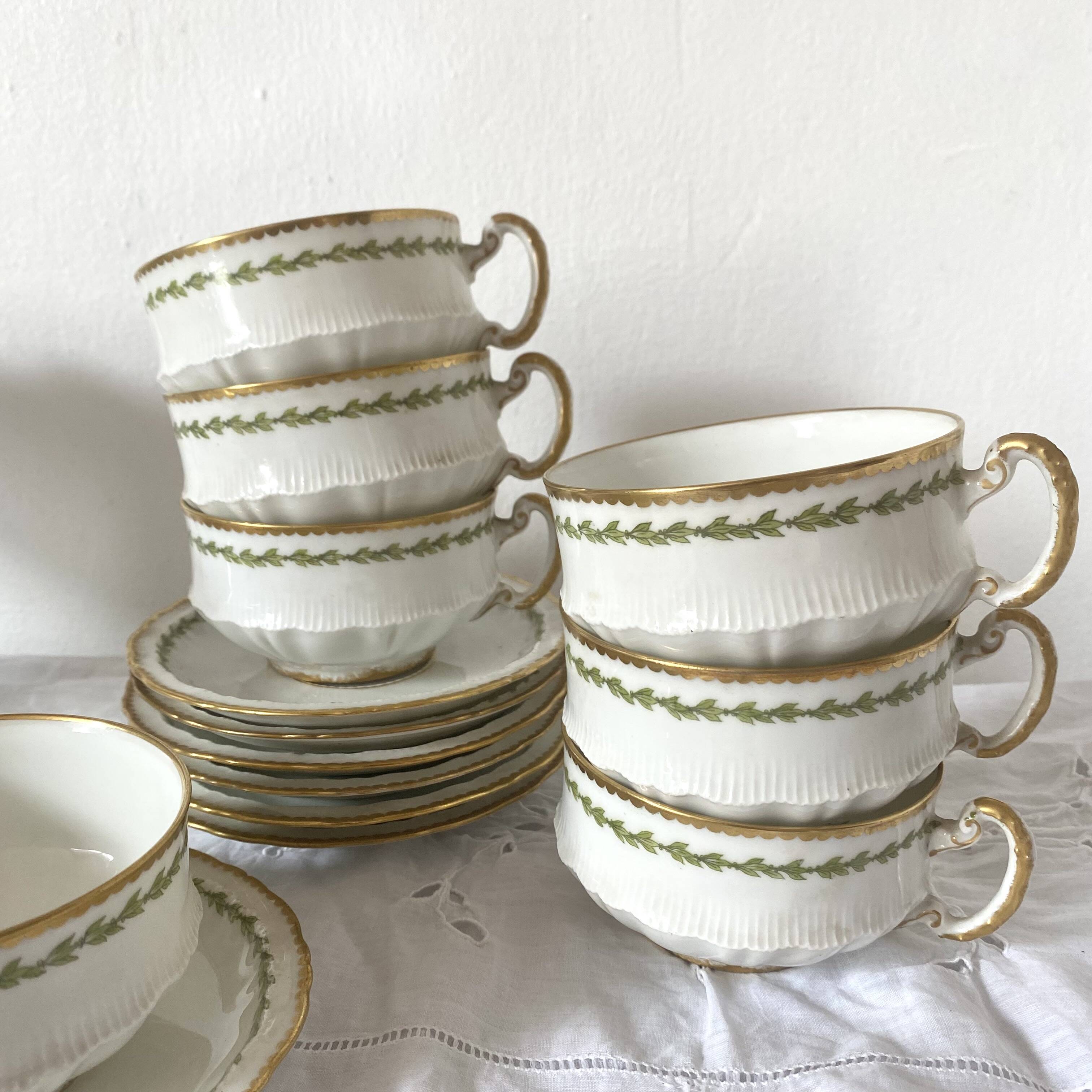 Limoges porcelain cups and saucers - Perrier Paris early 20th century