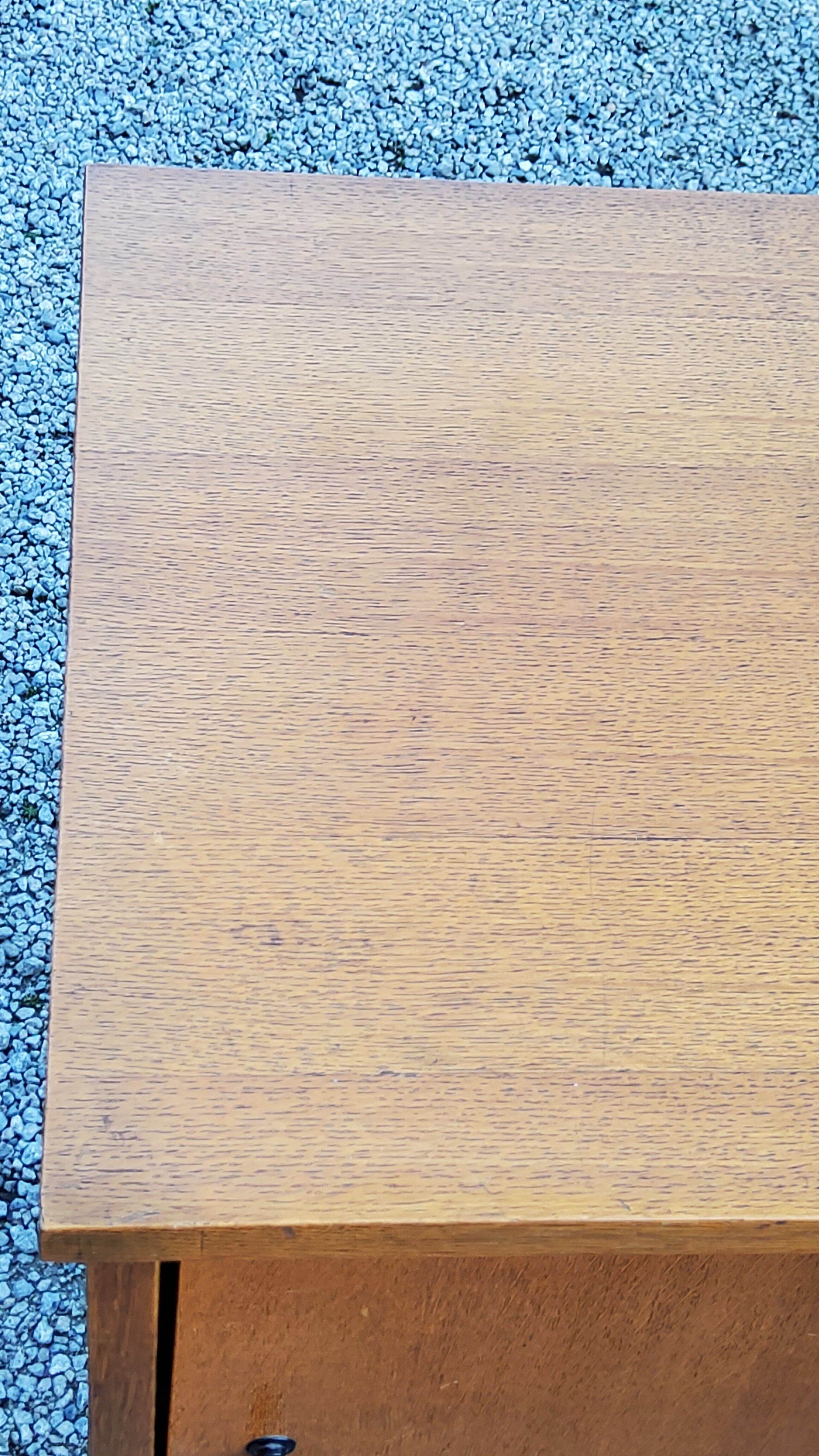 Vintage gold blond oak row 3 sliding doors