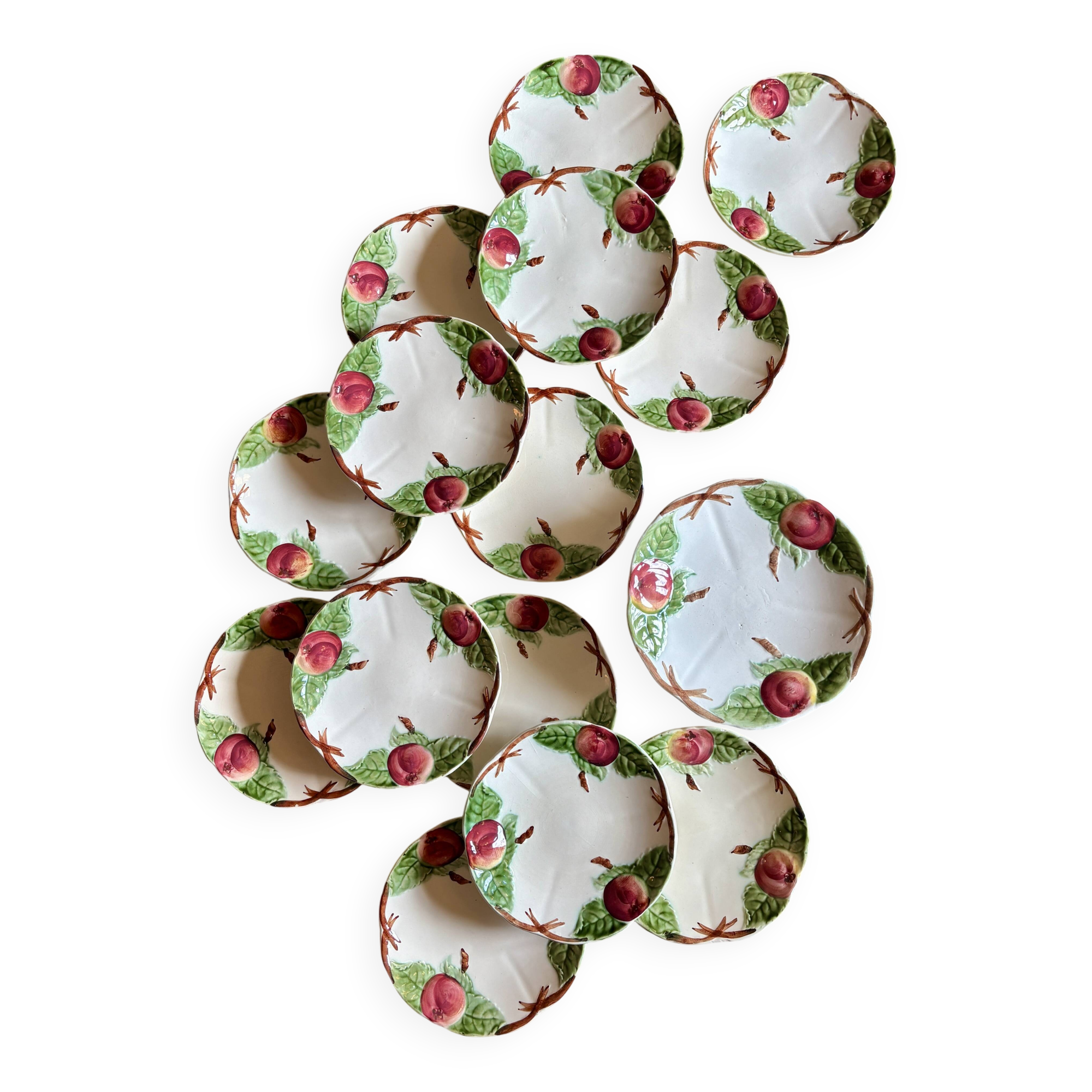 Antique barbotine service with Choisy le Roi apple decorations