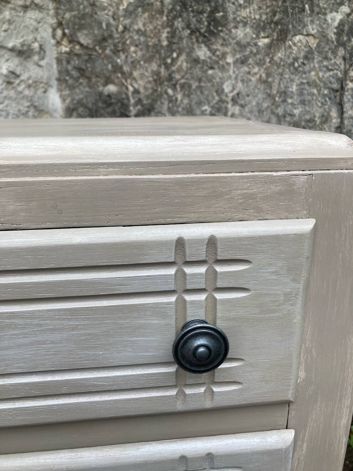 Vintage chest of drawers