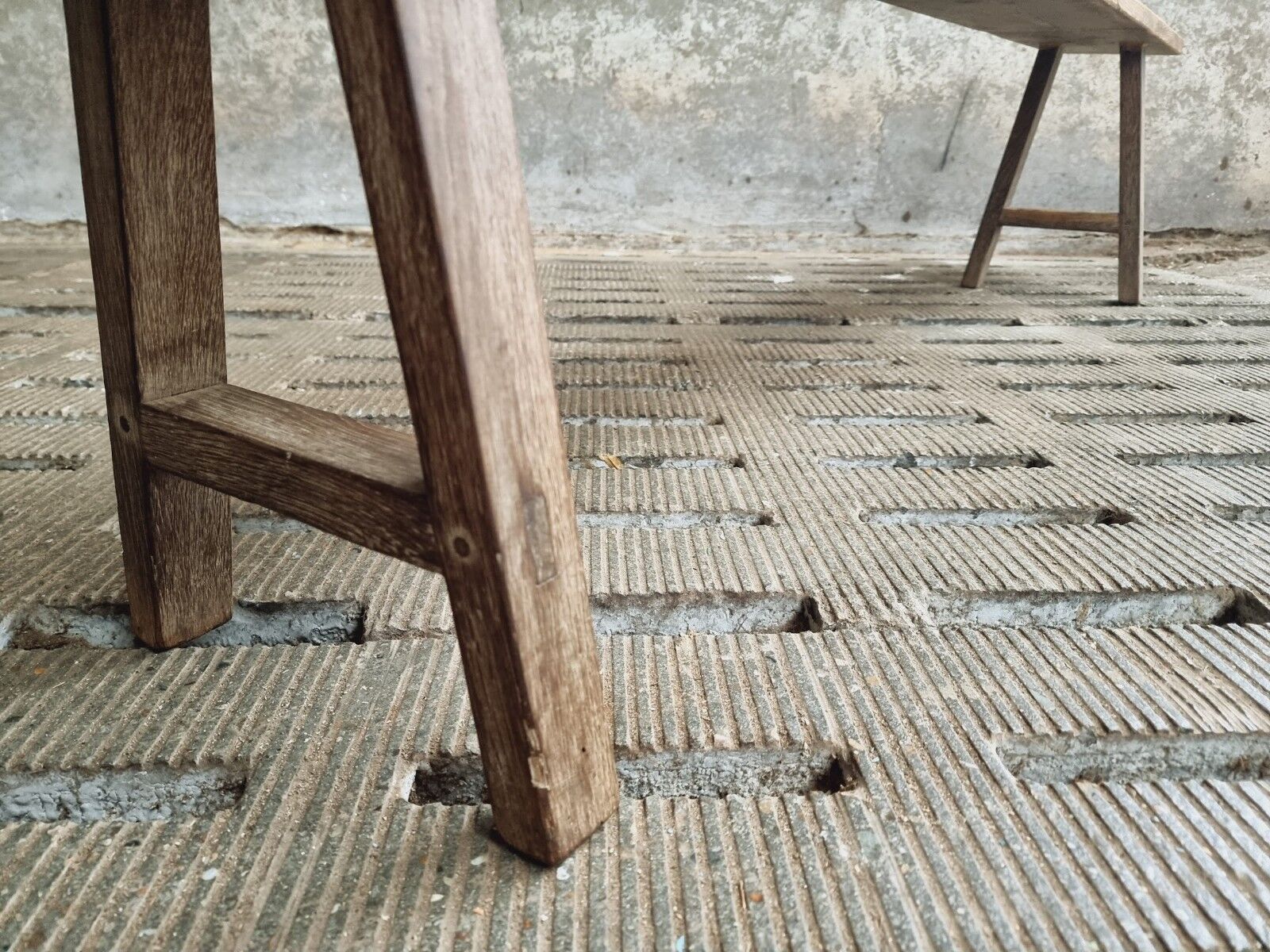 Antique table bench side table