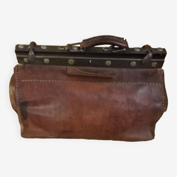 Leather doctor's bag