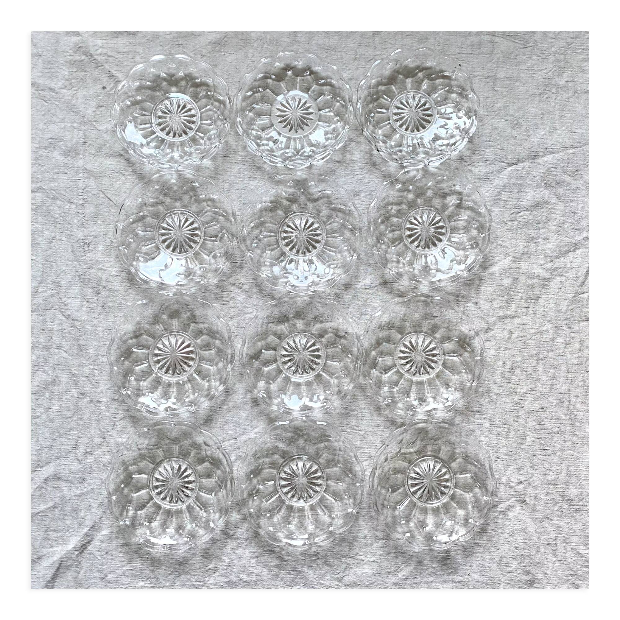 12 transparent glass dessert plates