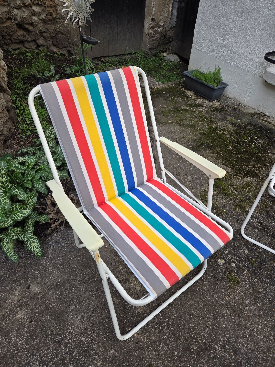 Vintage garden chairs in perfect condition.
