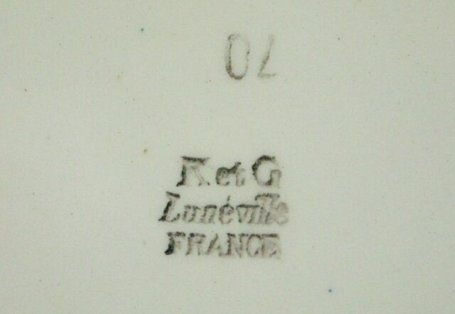 Old oval dish Lunéville Art Nouveau