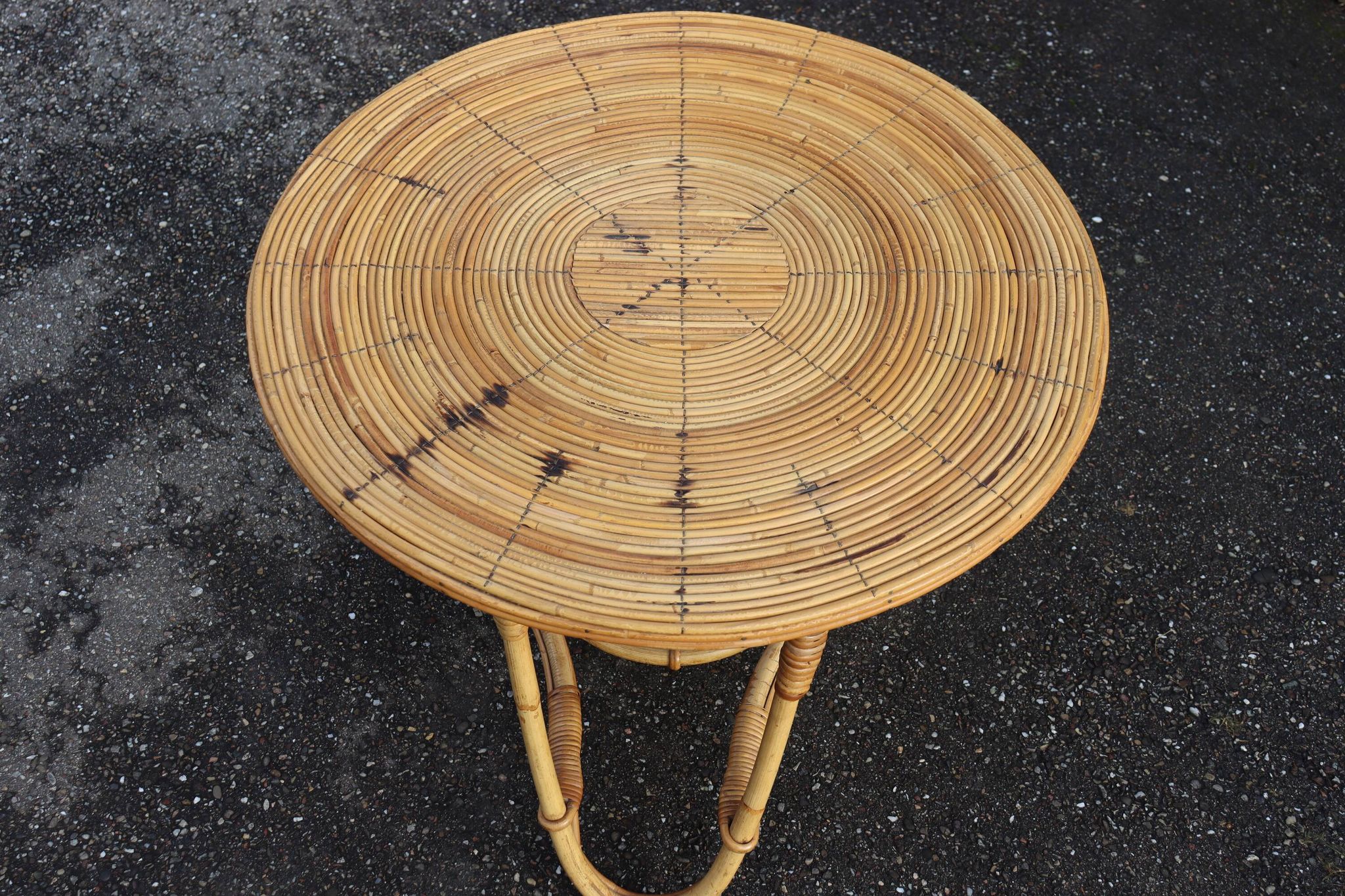 Table basse ronde en rotin style Audoux Minet