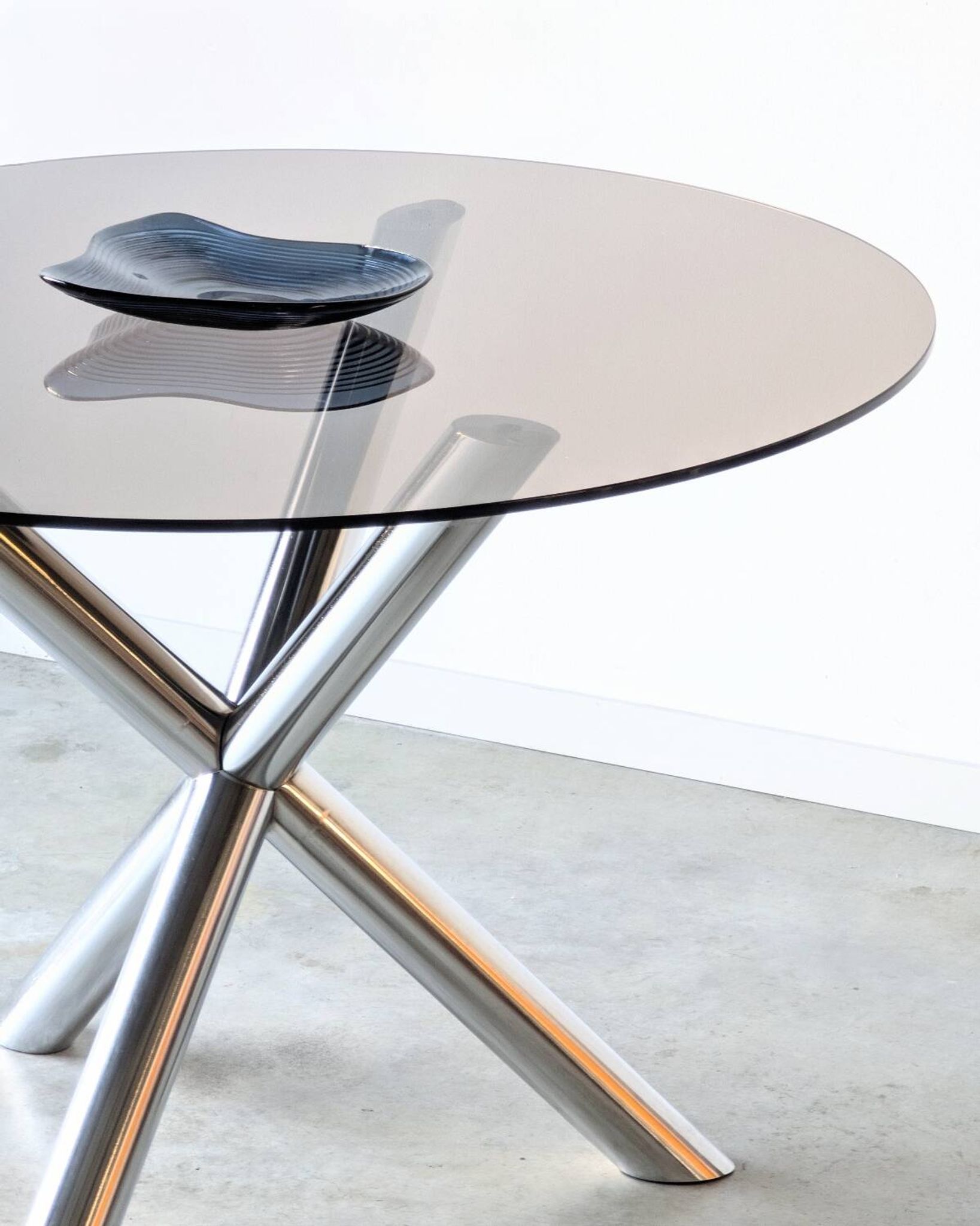 Vintage glass round table, Renato Zevi edition Roche Bobois, 1970.