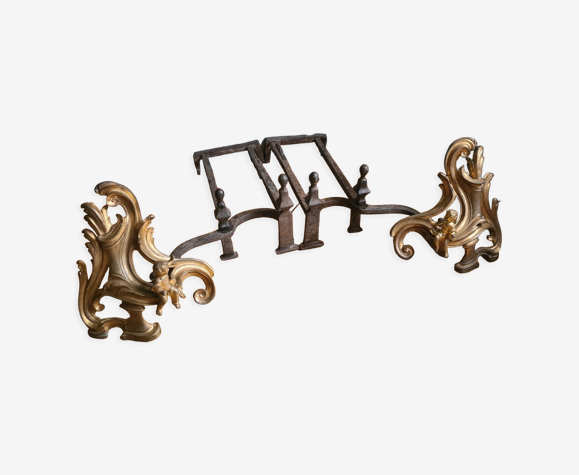 Paire de chenets époque Louis XV en bronze doré