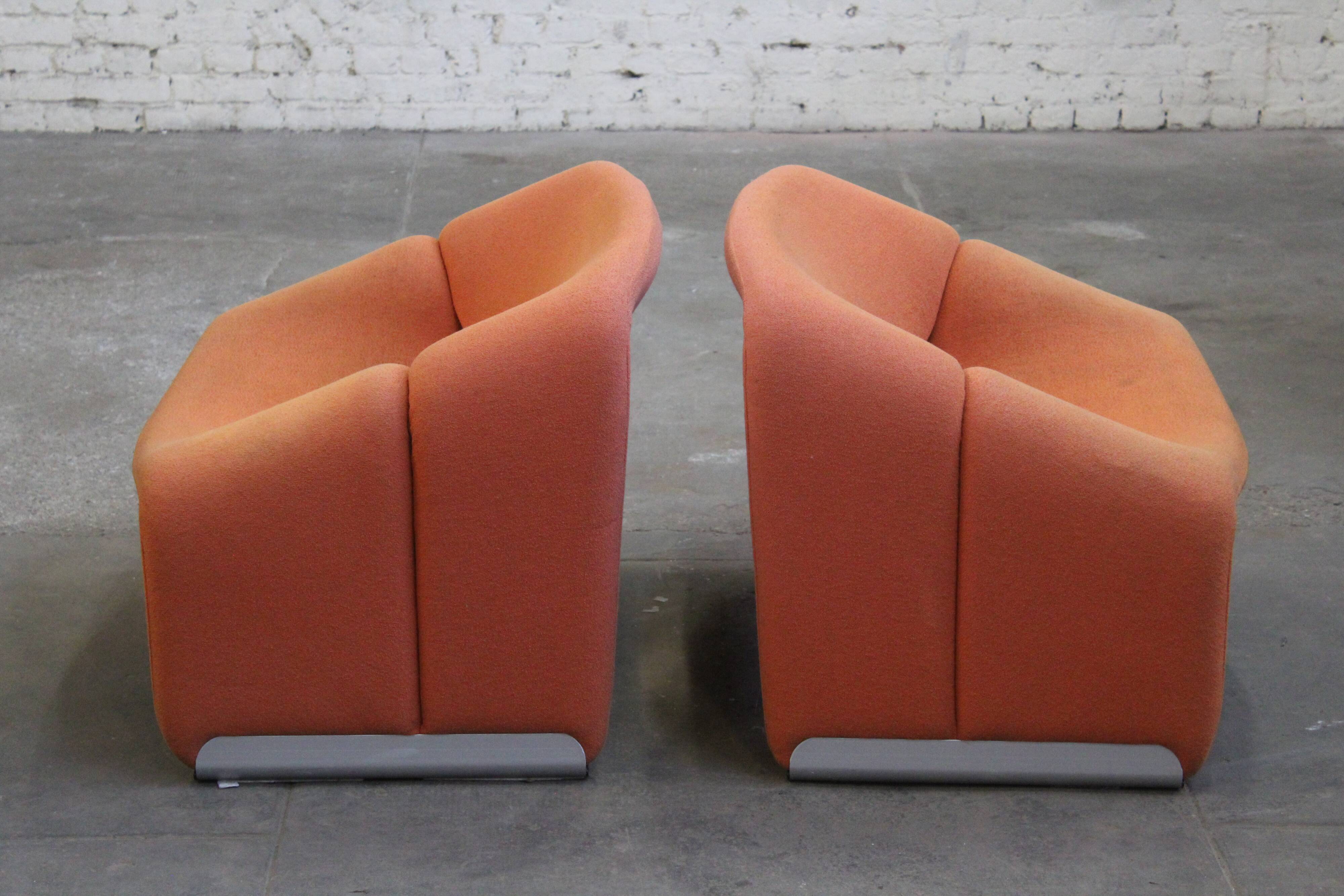 Pair of armchairs Groovy of Pierre Paulin