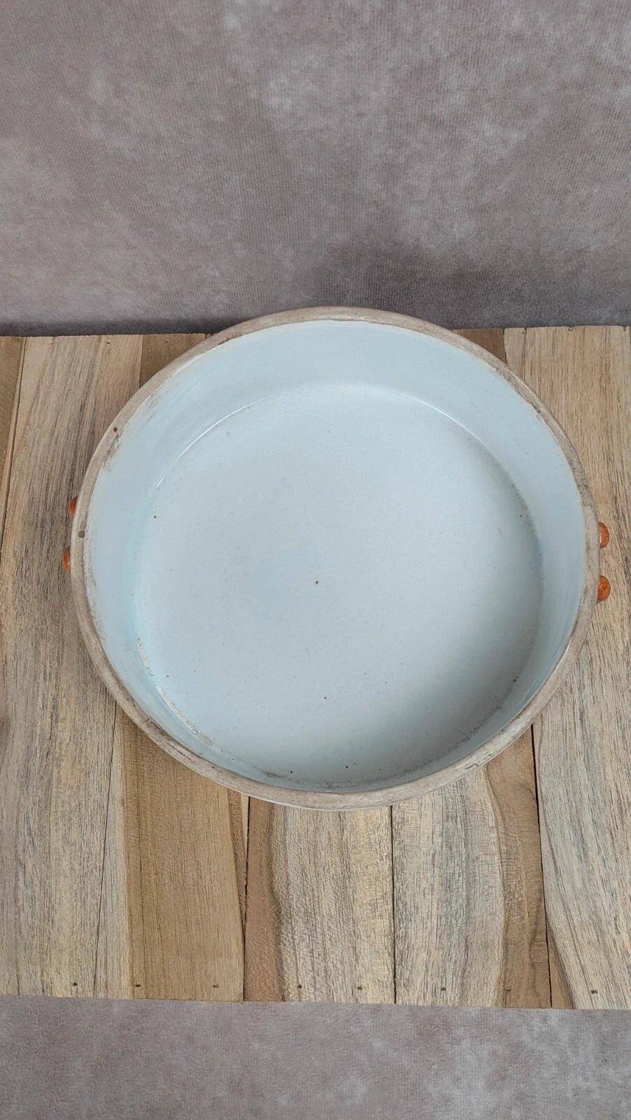 Ancient Chinese dish with lid