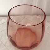 Rounded vase salmon pink glass - vintage