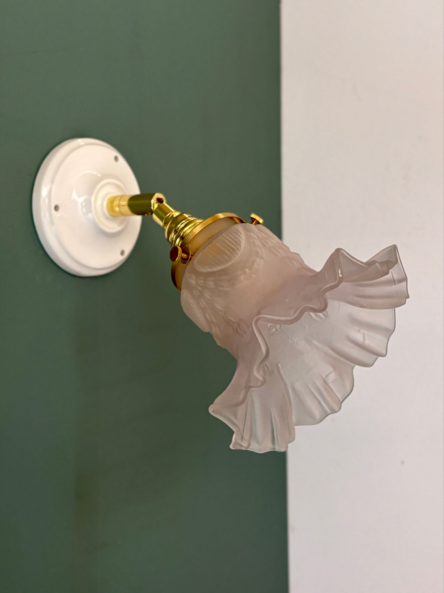 Vintage frosted glass tulip wall light