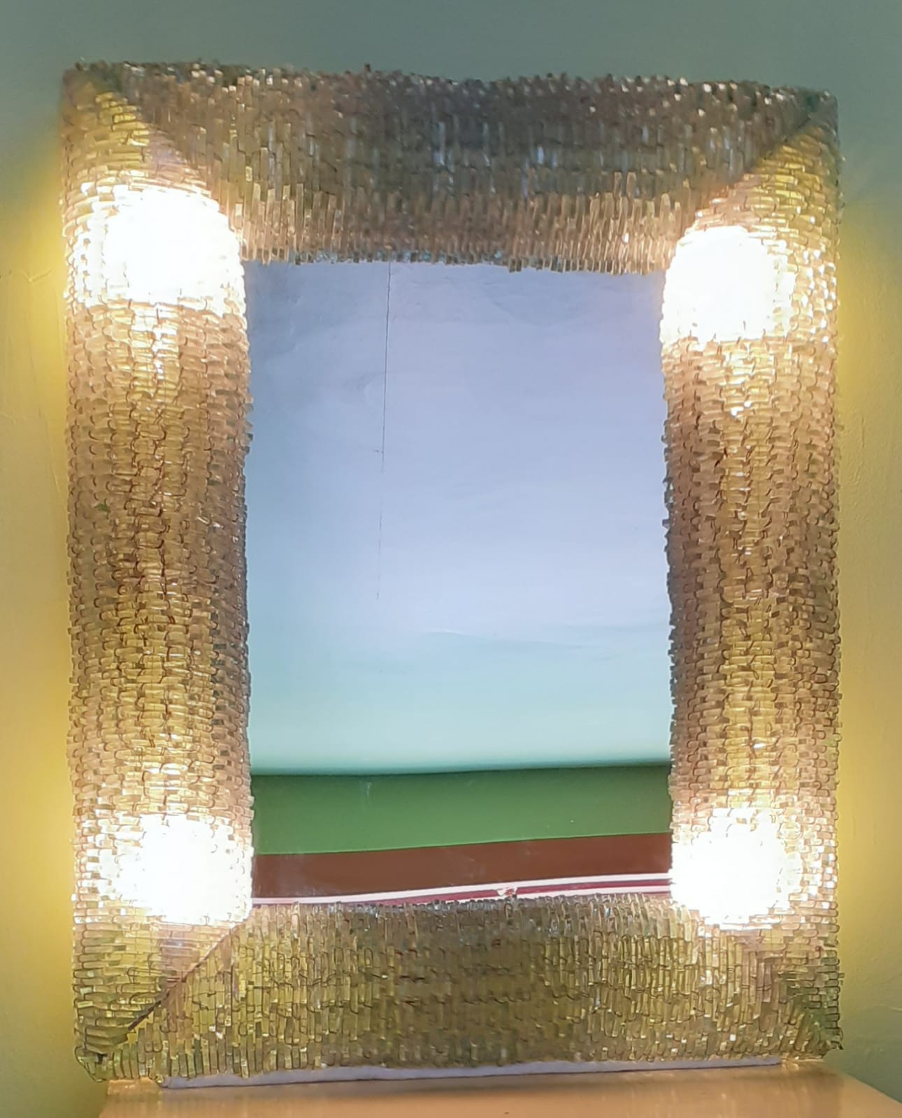 Illuminated mirror 84 x 66