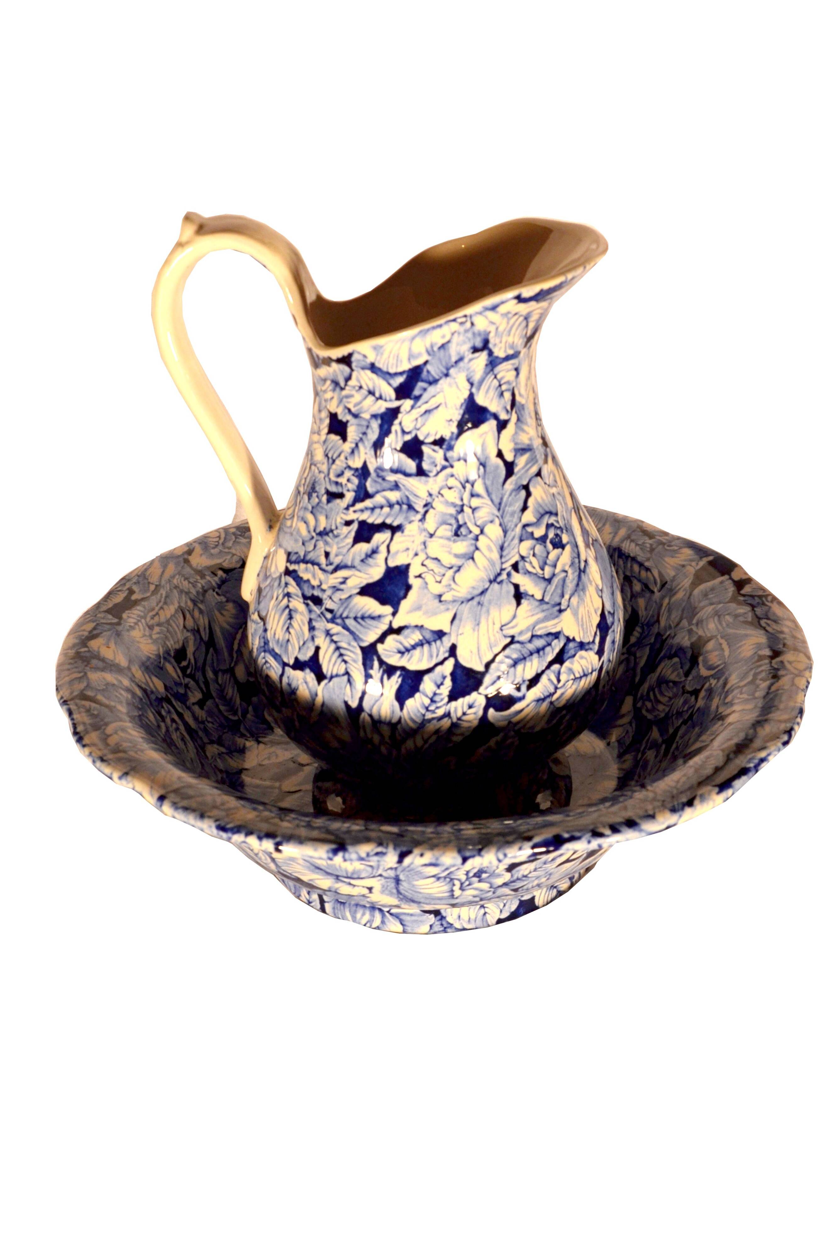 Vintage toilet service Victoria Ironstone Staffordshire (United Kingdom)