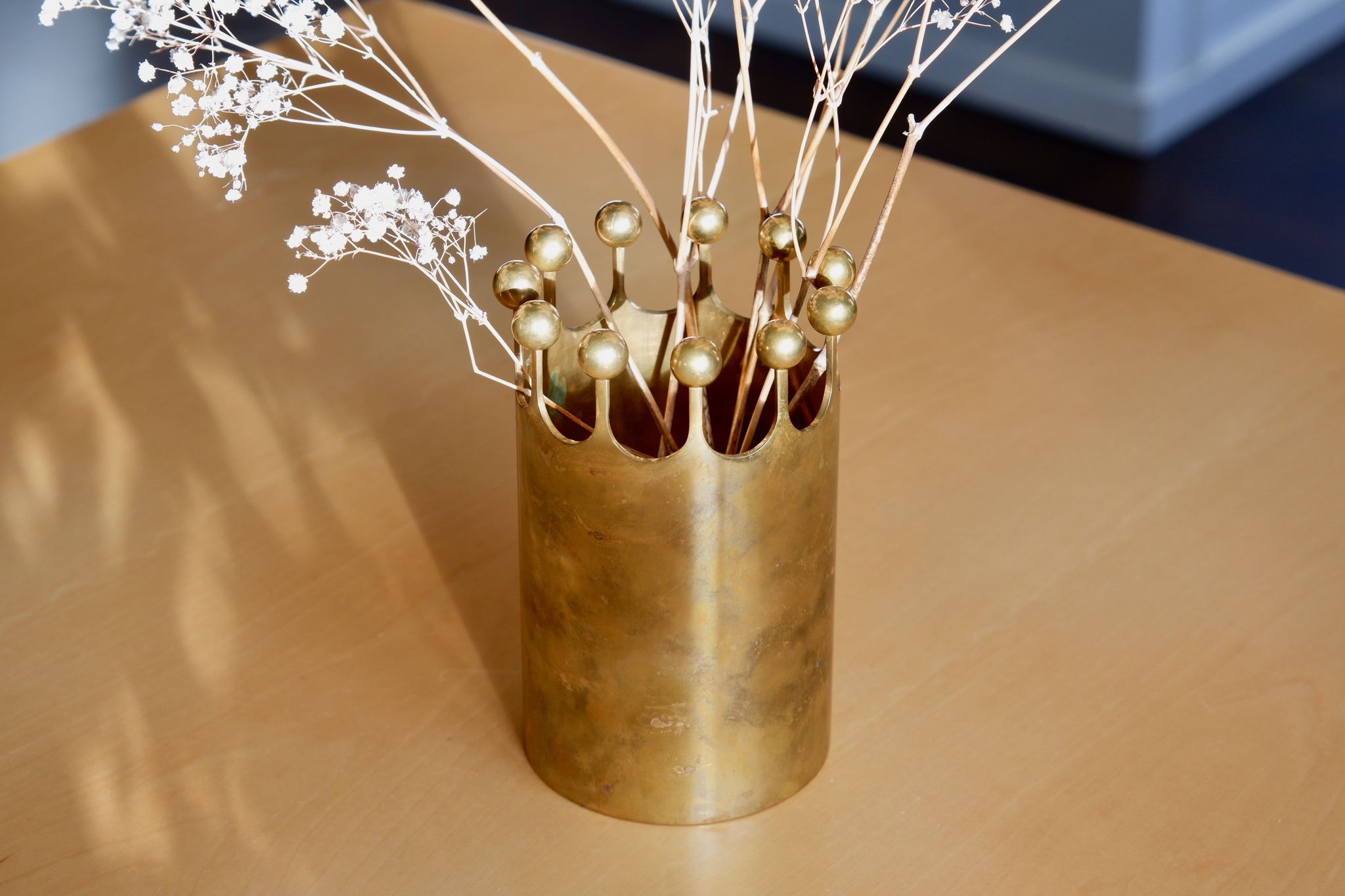 Pierre Forssell crown brass vase for Skultuna circa 1970