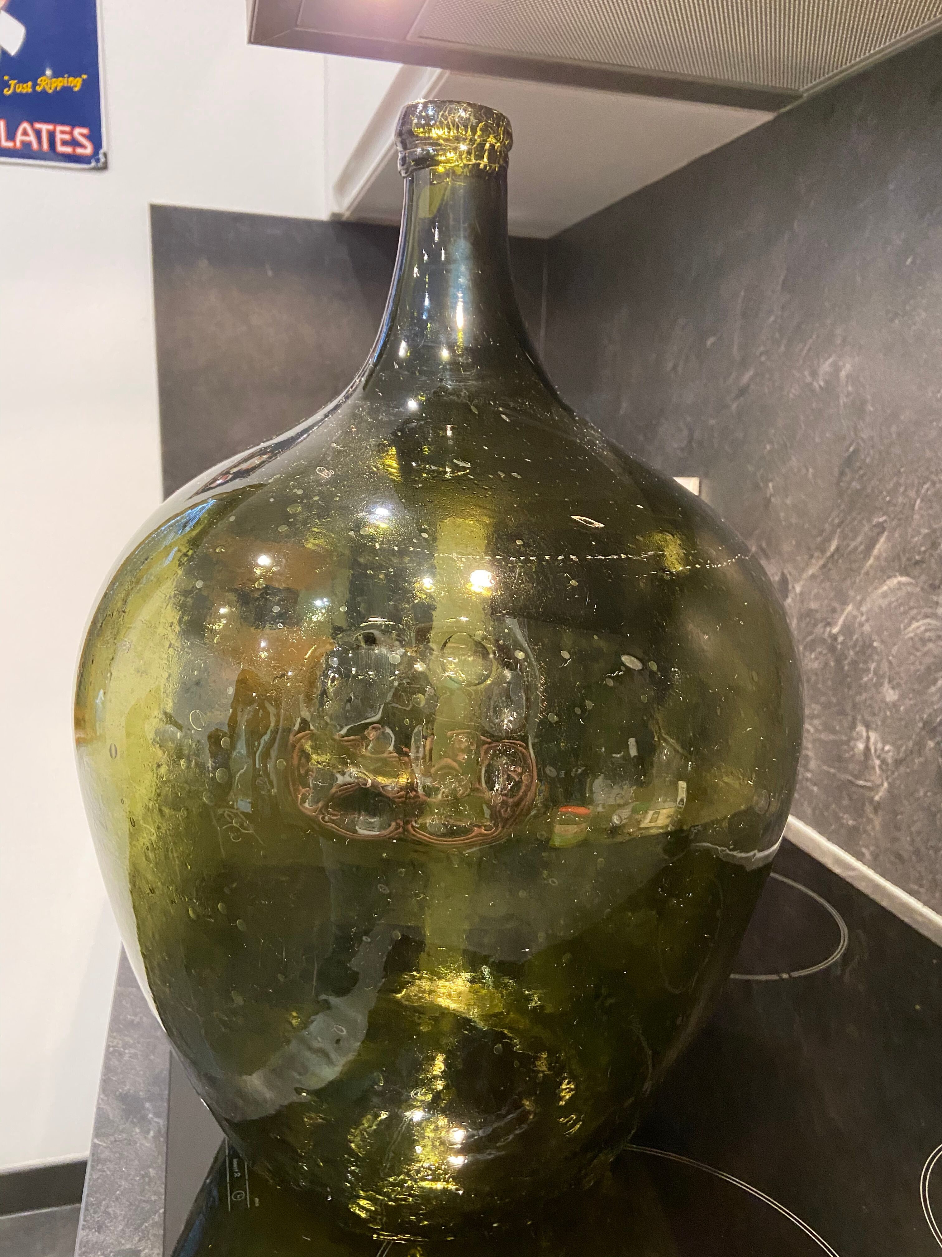 Green canister 19th 25litres