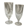 Service of water and wine glasses