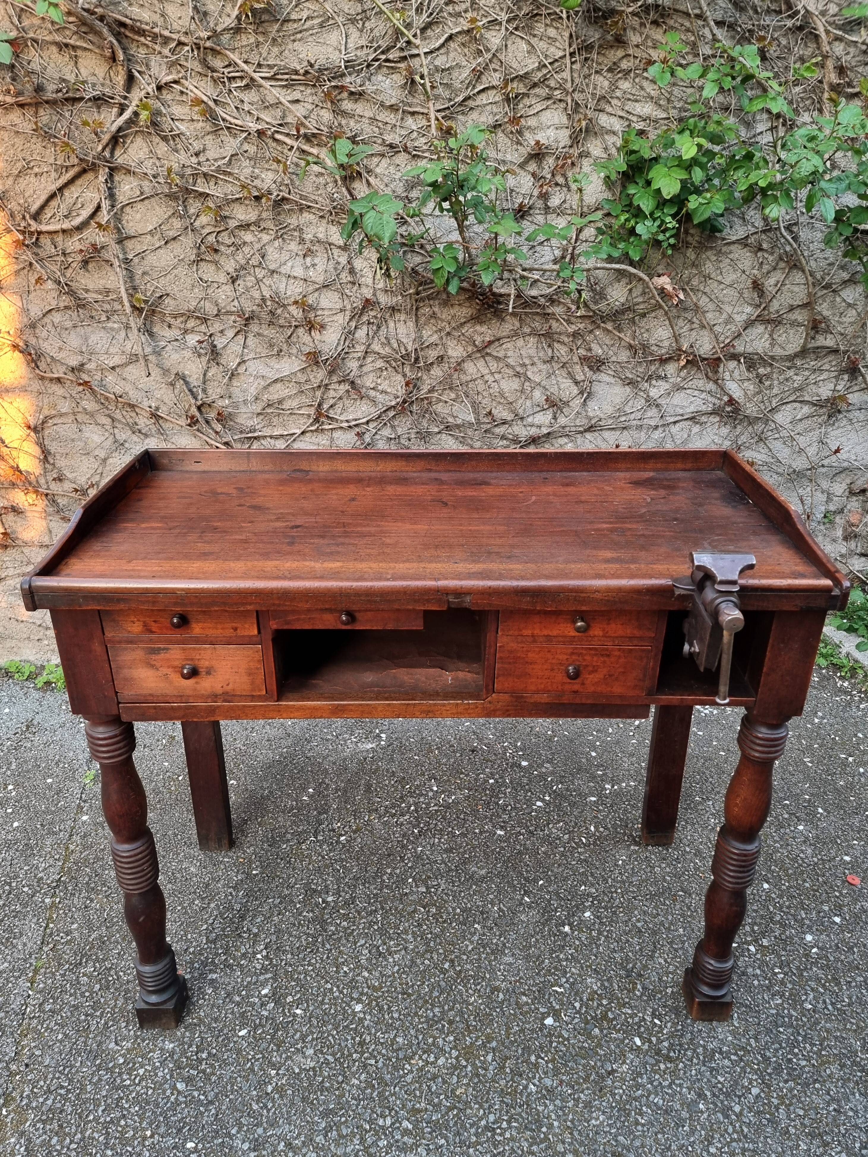 French antique watchmaker's bench – Table with drawers, vice, and original sliding leather surface – circa 1900