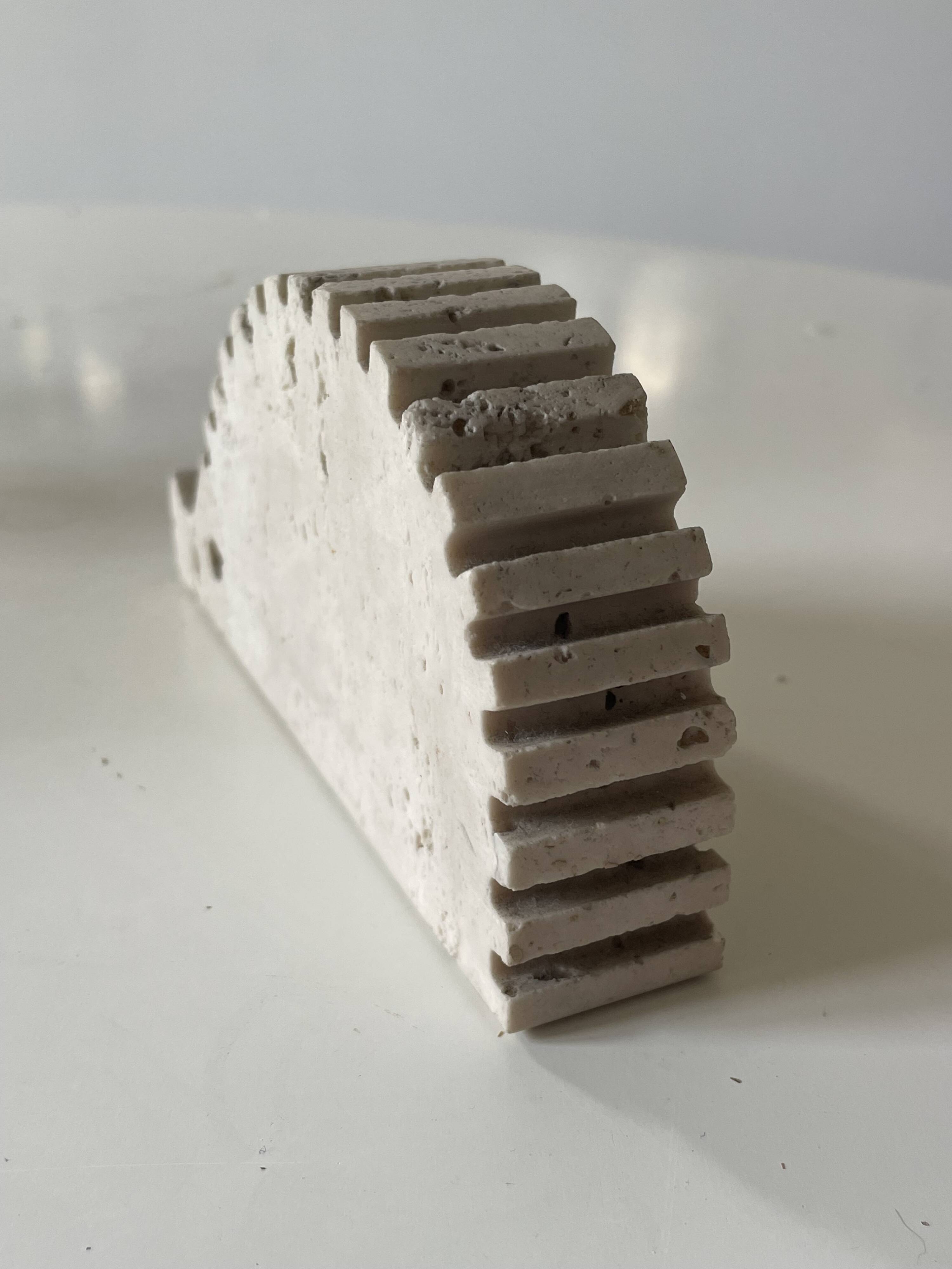 Rare Porcupine in travertine, Fratelli Manelli 1970