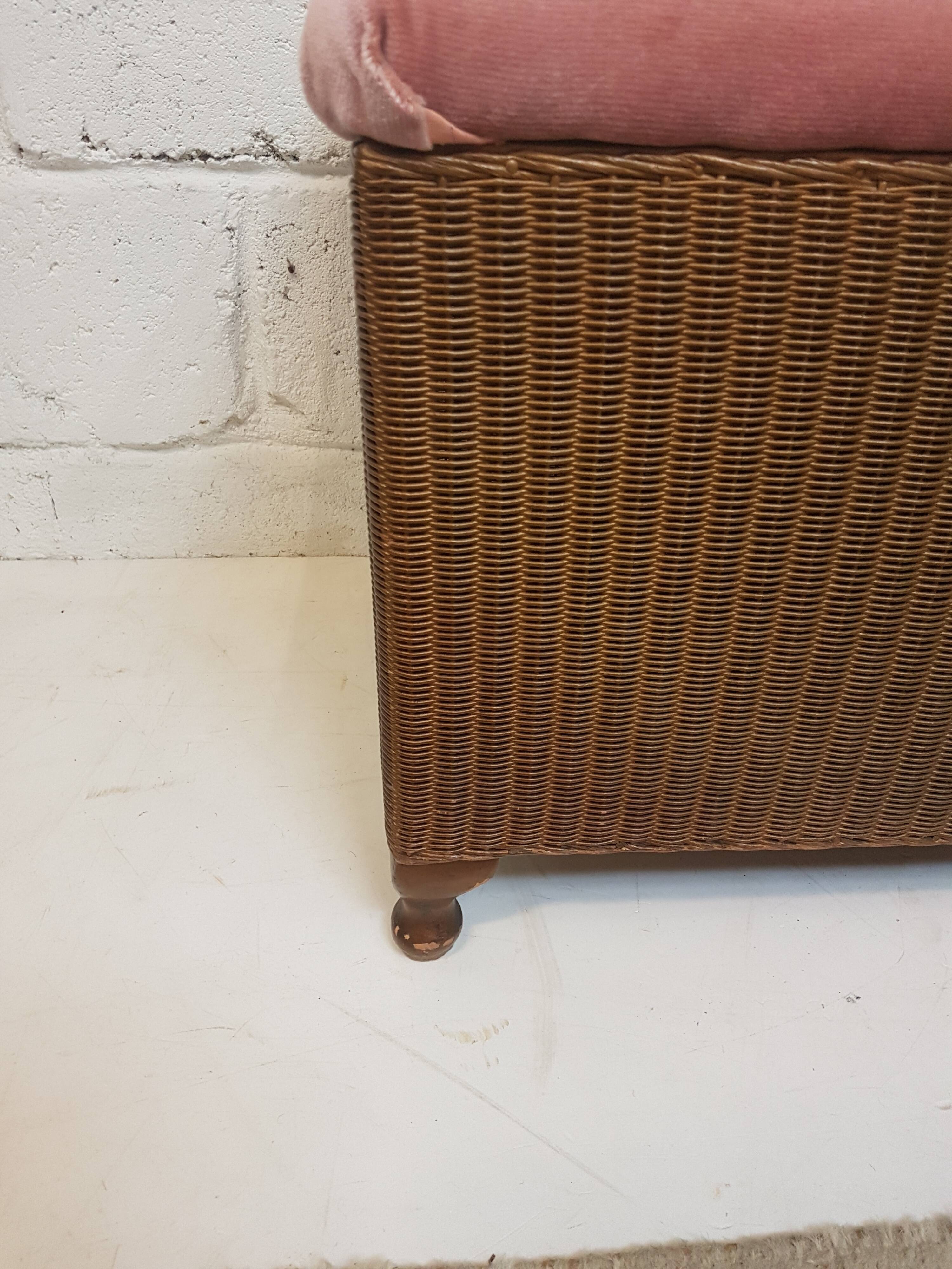 Lloyd loom chest bench