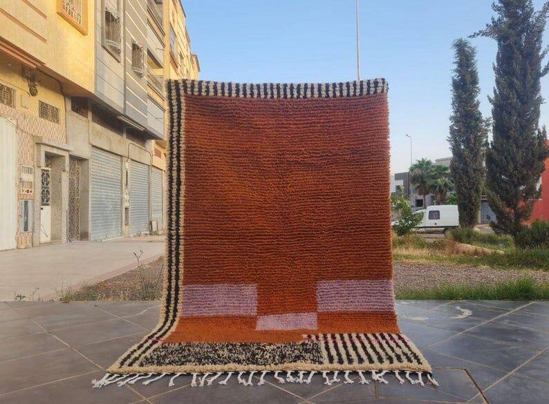 Handmade traditional pure wool rug size 2/3 m