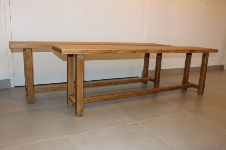2 light oak benches