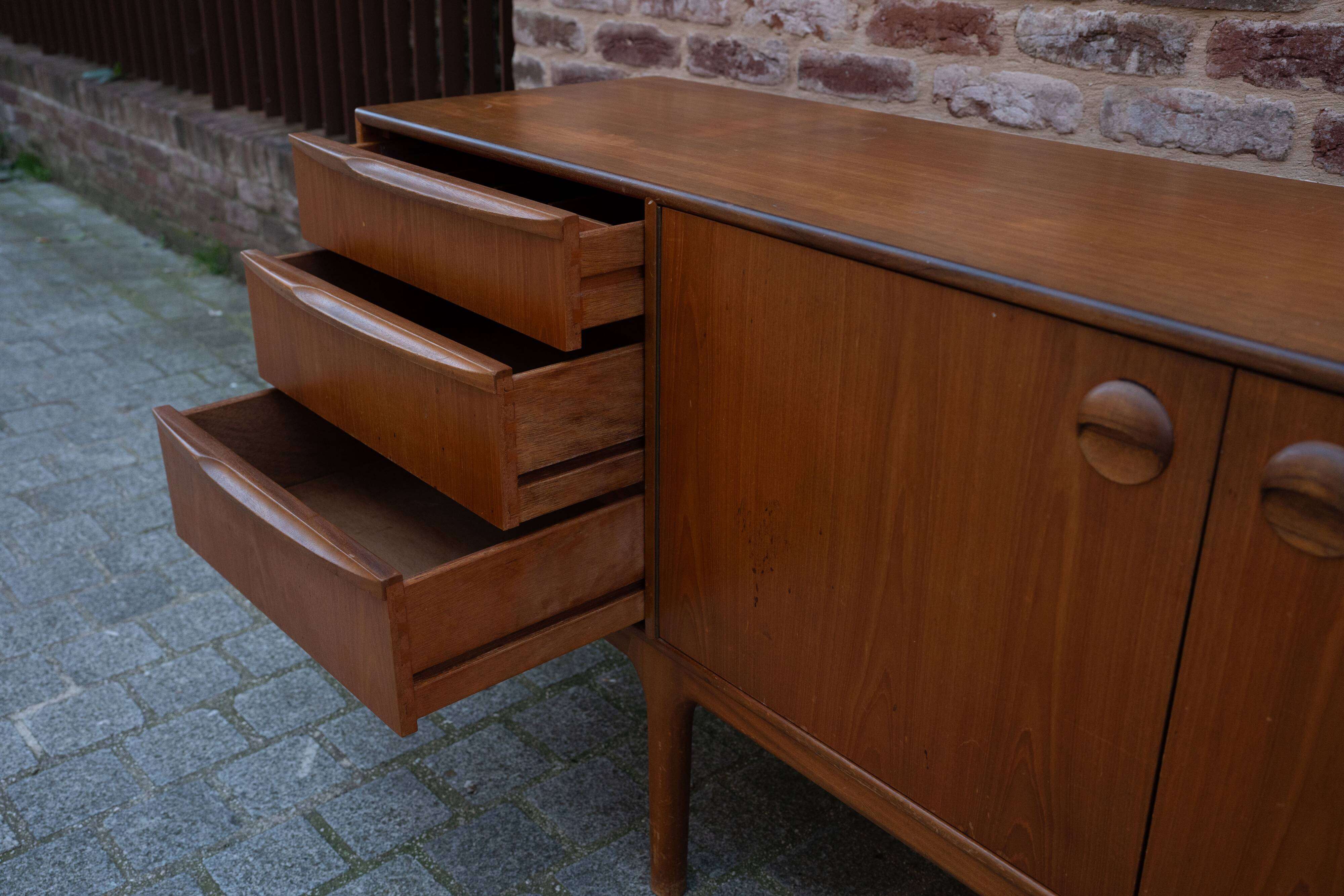 Enfilade vintage par Tom Robertson édition McIntosh, Roayume-Uni