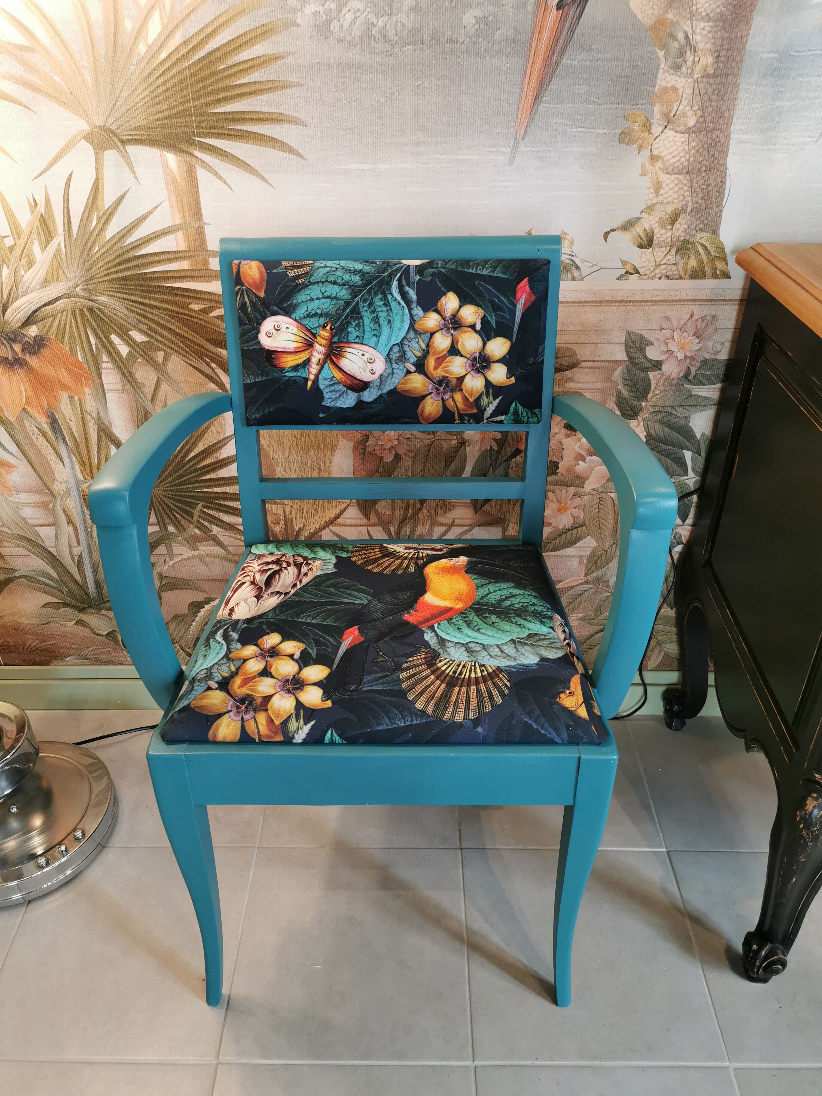 Pair of vintage armchairs refurbished