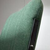 Chaise chromée vert menthe des années 1970
