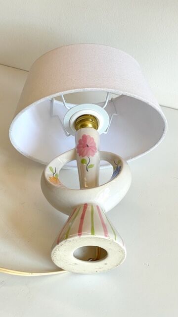 Vintage design enamelled ceramic lamp
