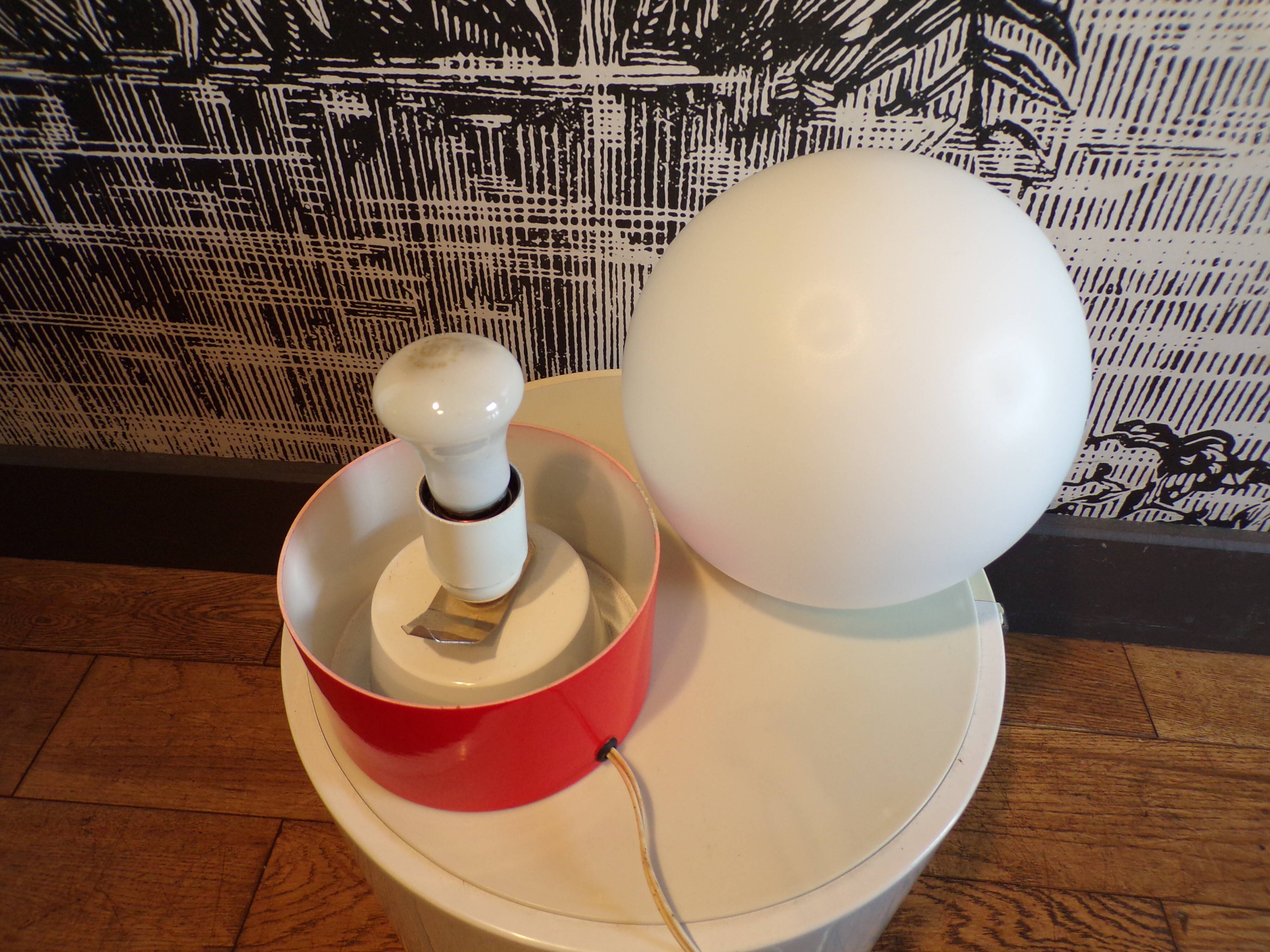 1970s ball table lamp Ø20cm