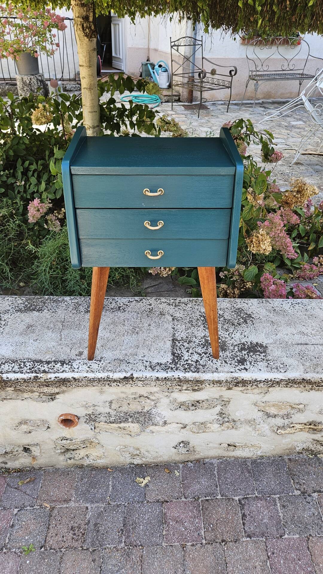 Table de chevet scandinave