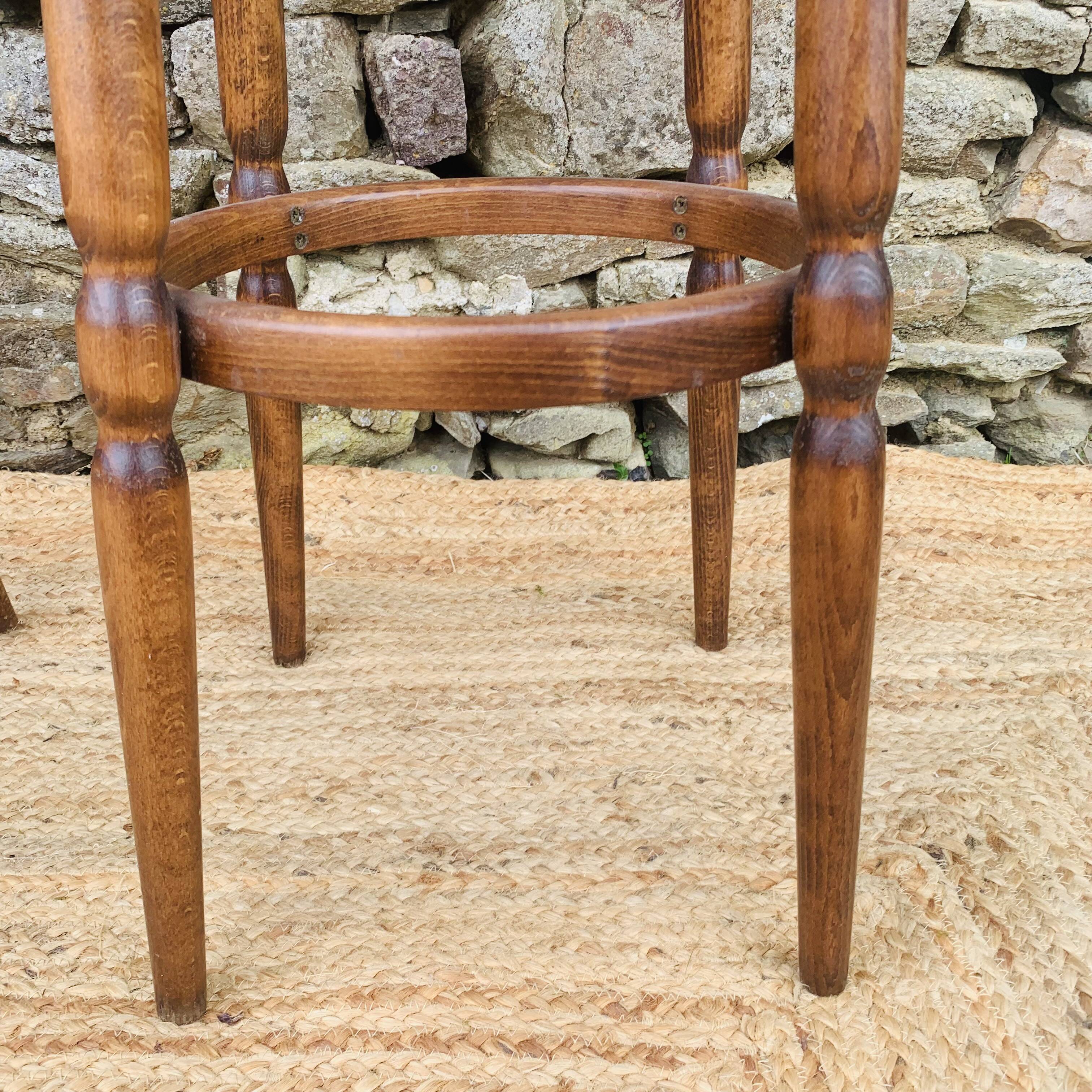 Trio de tabourets hauts de bistrot vintage