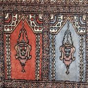 Tapis vintage fait main Bukhara de prière en laine rouge (45cm x 101cm)