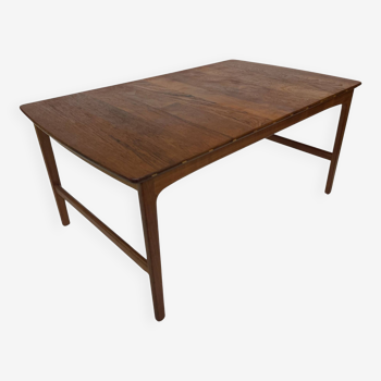 Table basse scandinave en teck massif par Yngvar Sandström - 1960