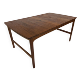 Table basse scandinave en teck massif par Yngvar Sandström - 1960