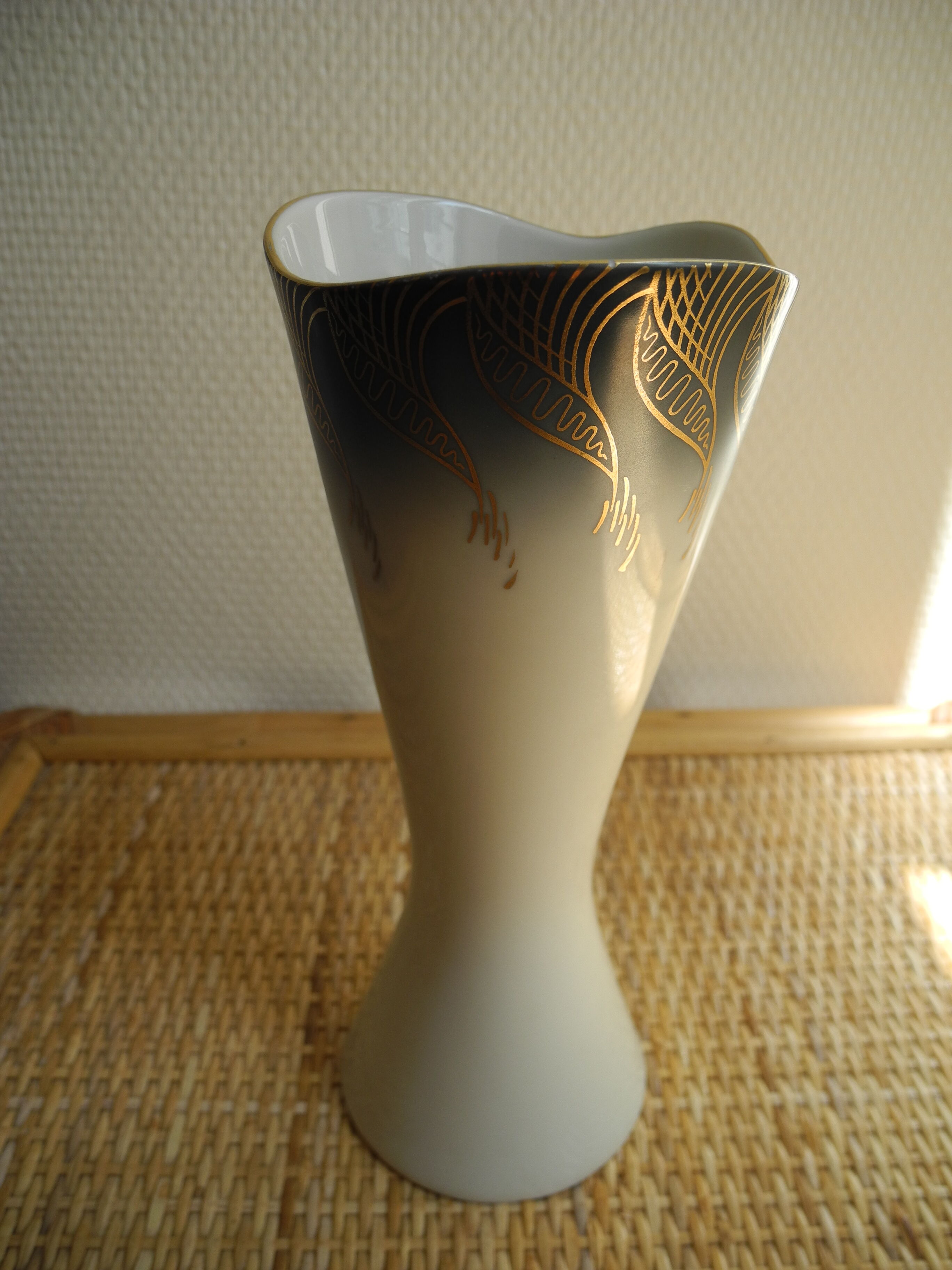 porcelain vase Germany Winterling Bavaria vintage decor
