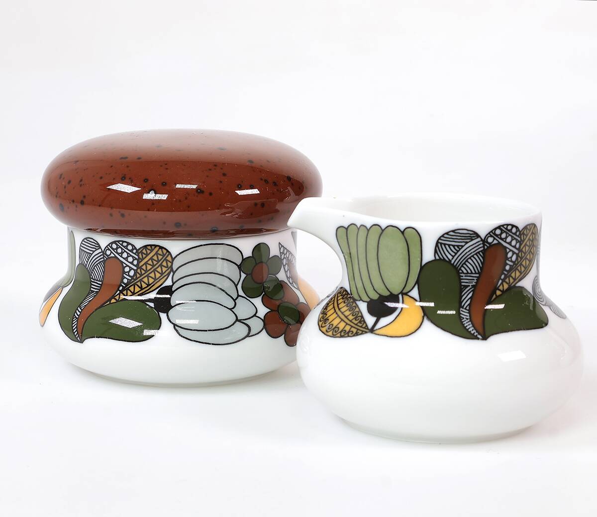 Porcelain Breakfast Tableware by Thomas, 1970s, Set of 19