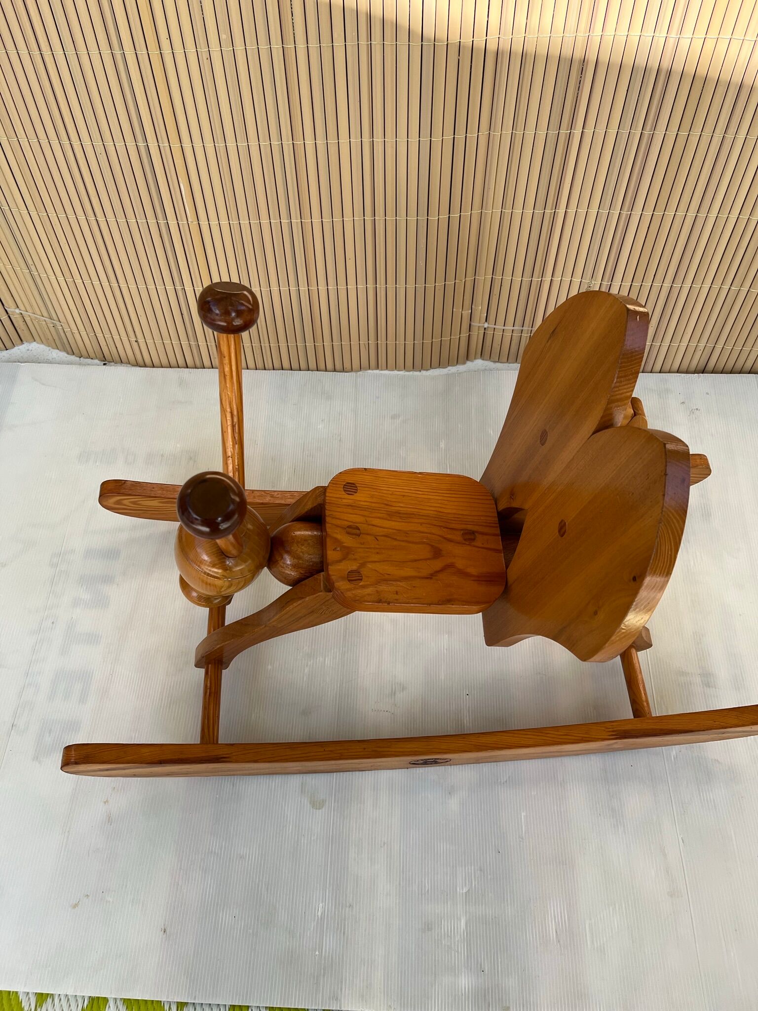 Vintage rocking wooden grasshopper chair