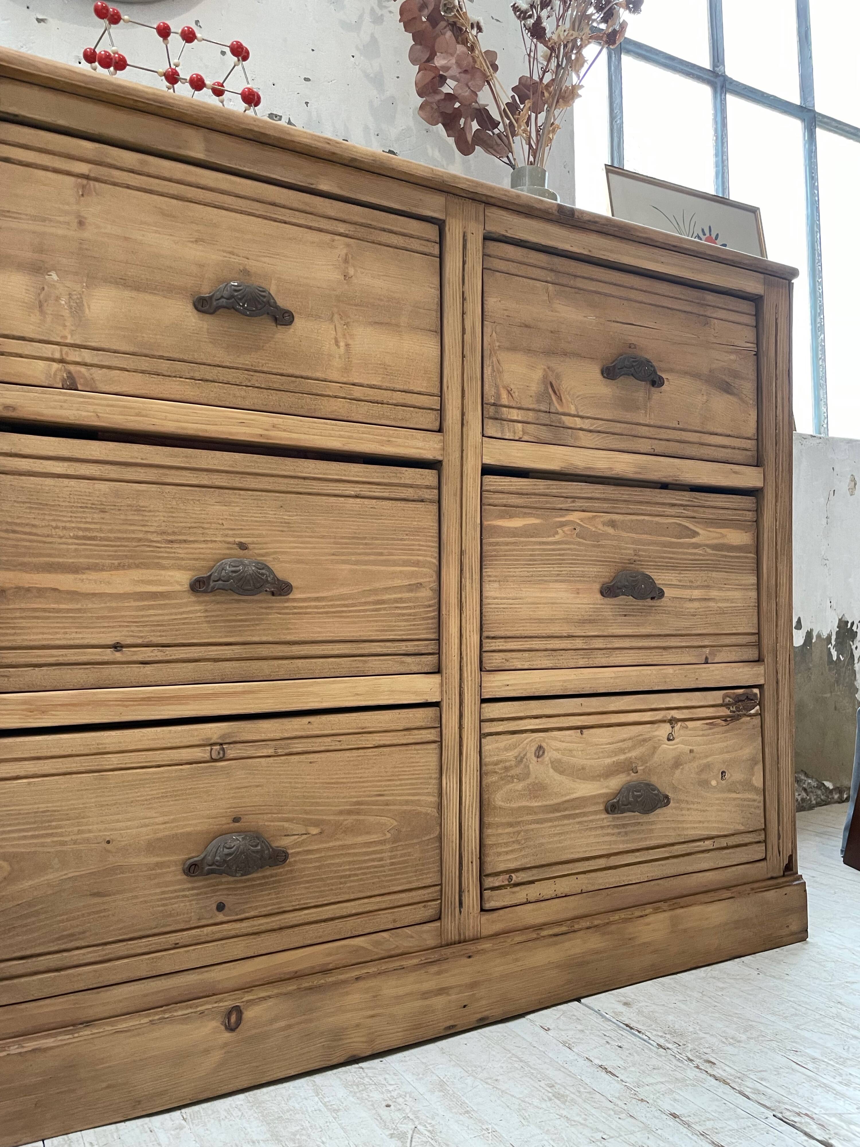 Convenient pine workshop furniture