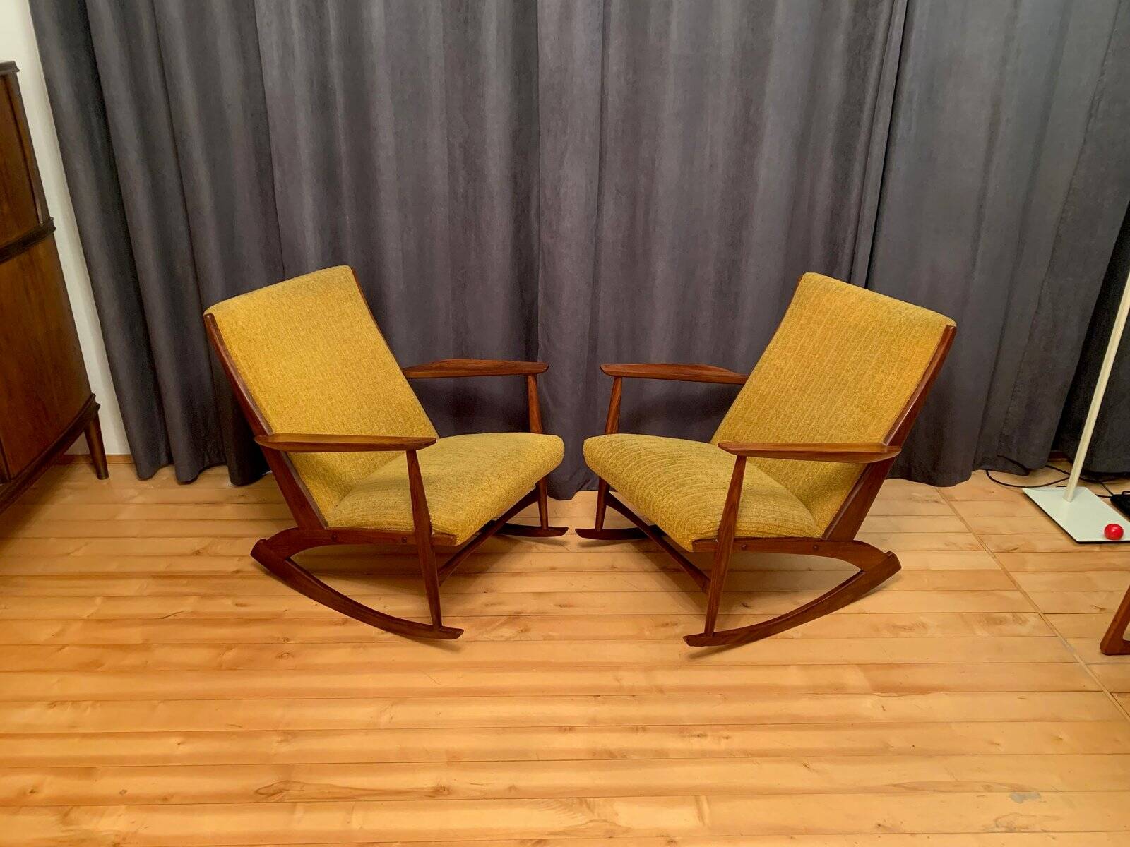 Set of Danish rocking chairs by Georg Jensen for Kubus Furniture, 1950s