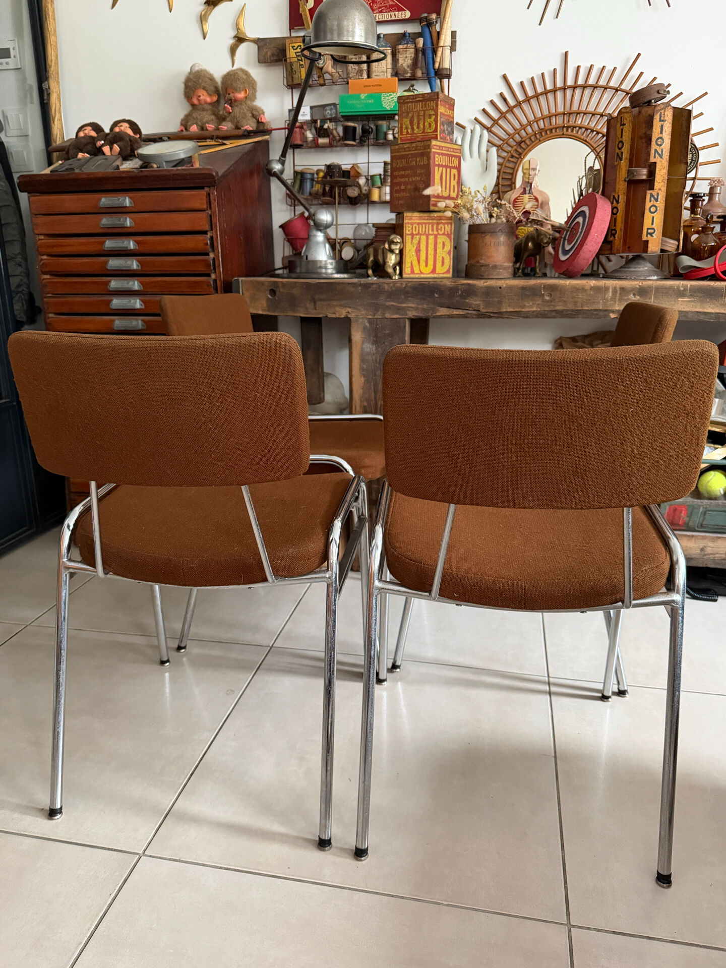 Set of 4 tubular chairs in chrome metal – Mid Century style