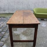 Farm table