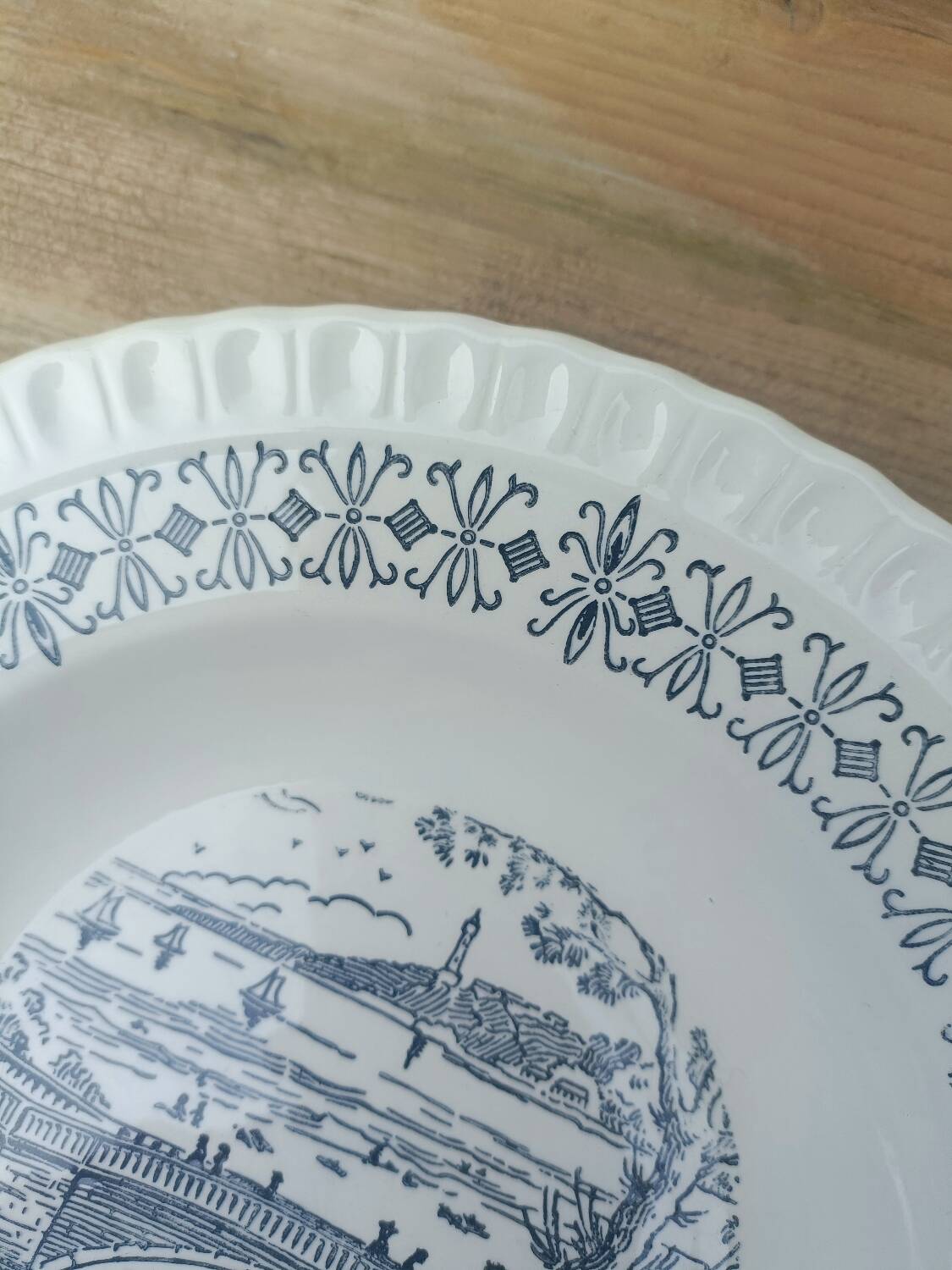 Gien soup plates with Brittany motif